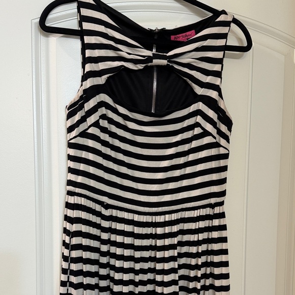 Betsey Johnson Black and White Striped Mini Dress - Picture 3 of 6